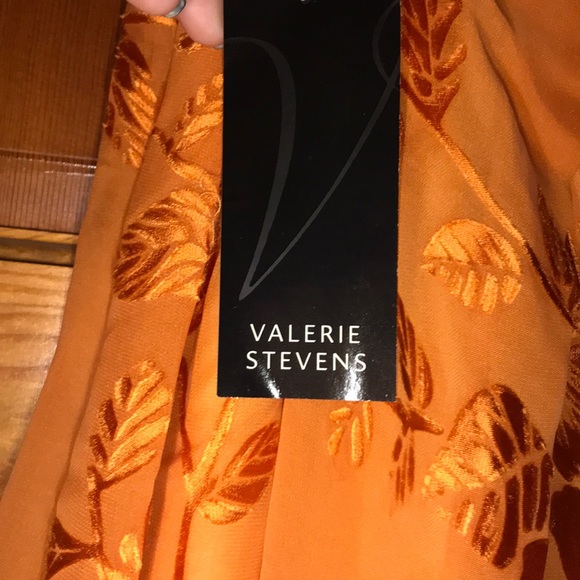 Orange Floral Skirt NWT - Picture 2 of 7